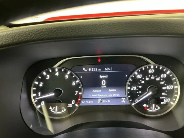 Used 2022 Red Nissan SV image 17