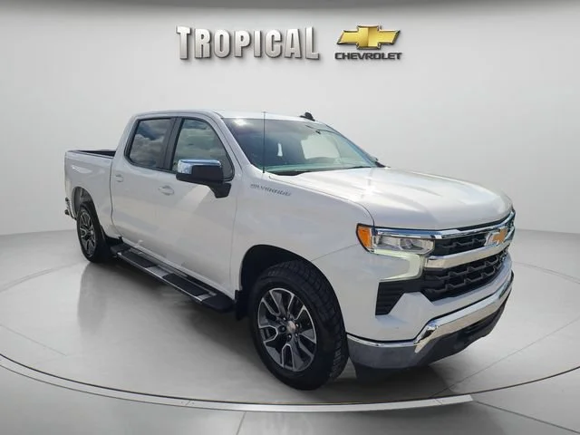 Used 2023 SUMMIT WHITE Chevrolet LT image 7