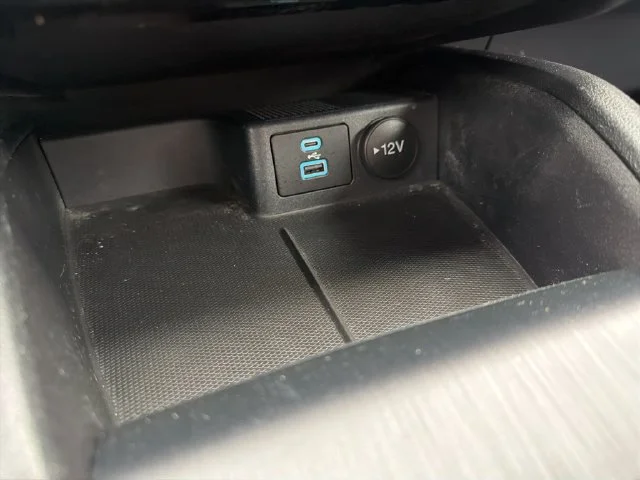 Used 2022 Gray Ford SEL image 30