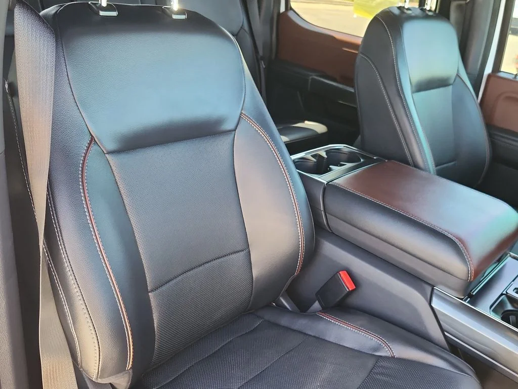 Used 2023 White Ford Lariat image 17