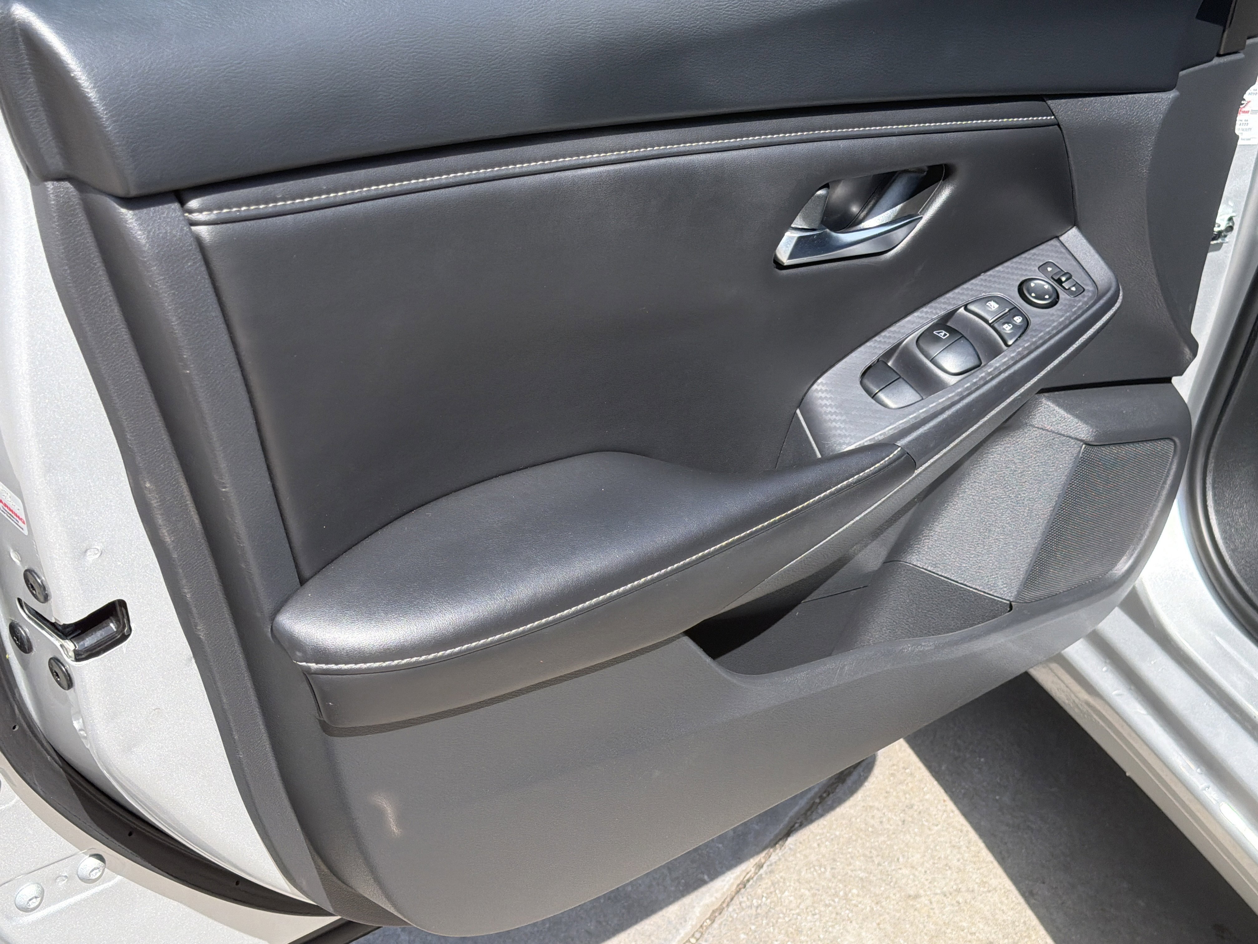 Used 2023 Brilliant Silver Metallic Nissan S image 11