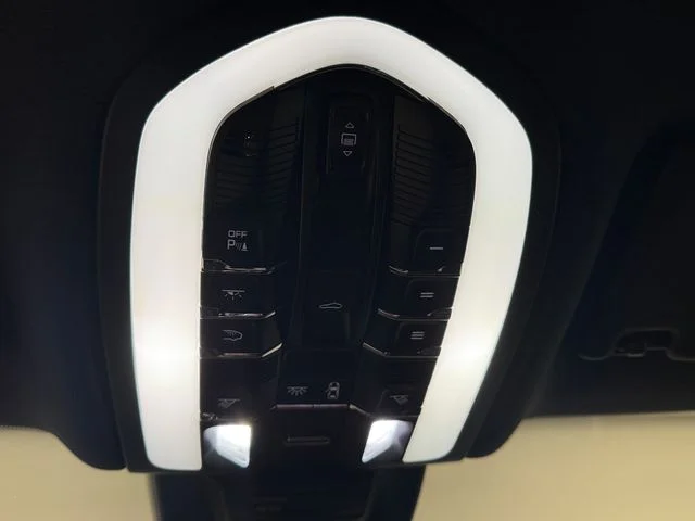 Certified Used 2023  Porsche S image 18