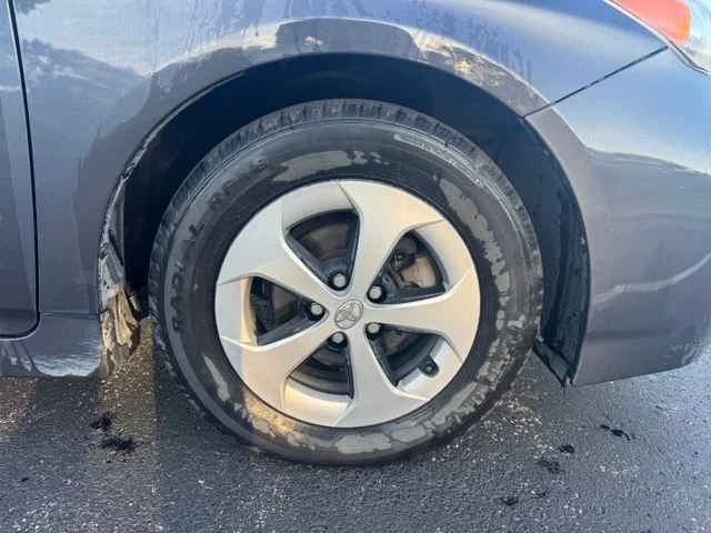 Used 2015 Gray Toyota Two image 9
