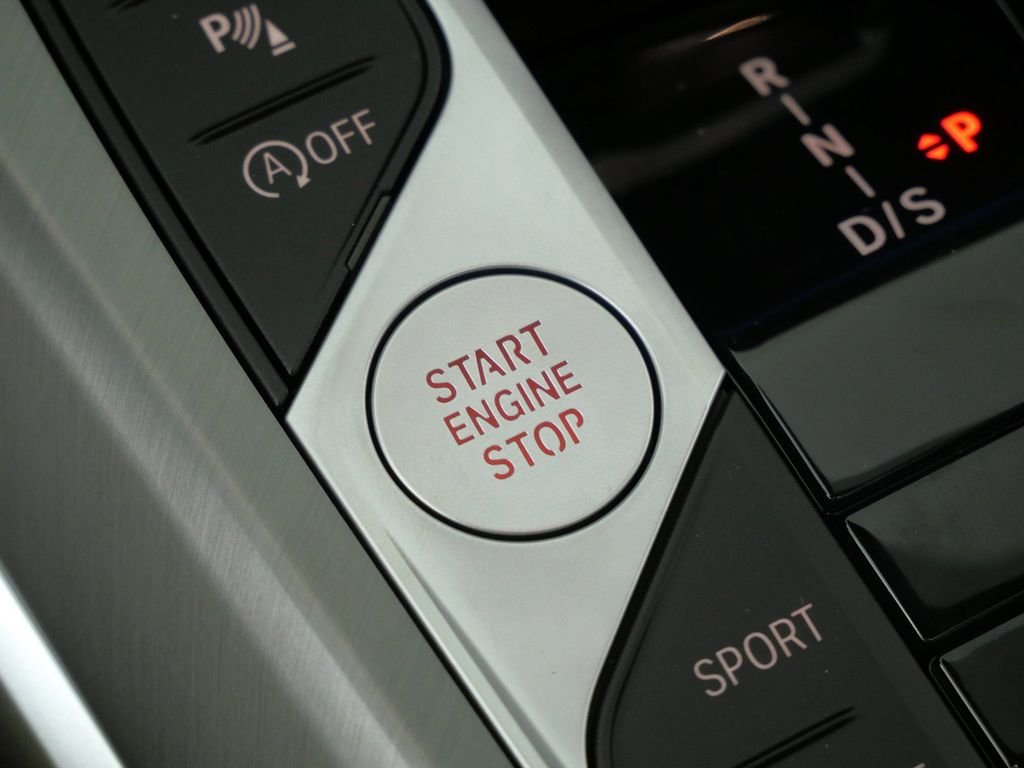 New 2026 Skyscraper Grey Metallic BMW 330i xDrive image 45