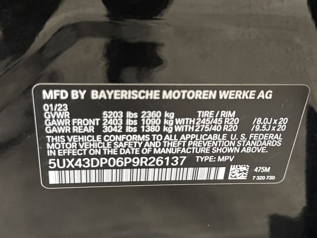 Used 2023 Black Sapphire Metallic BMW sDrive30i image 38