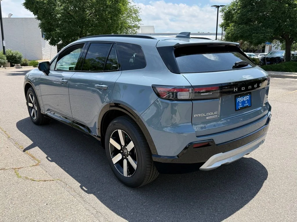 New 2026 Sonic Gray Pearl Honda Touring image 7