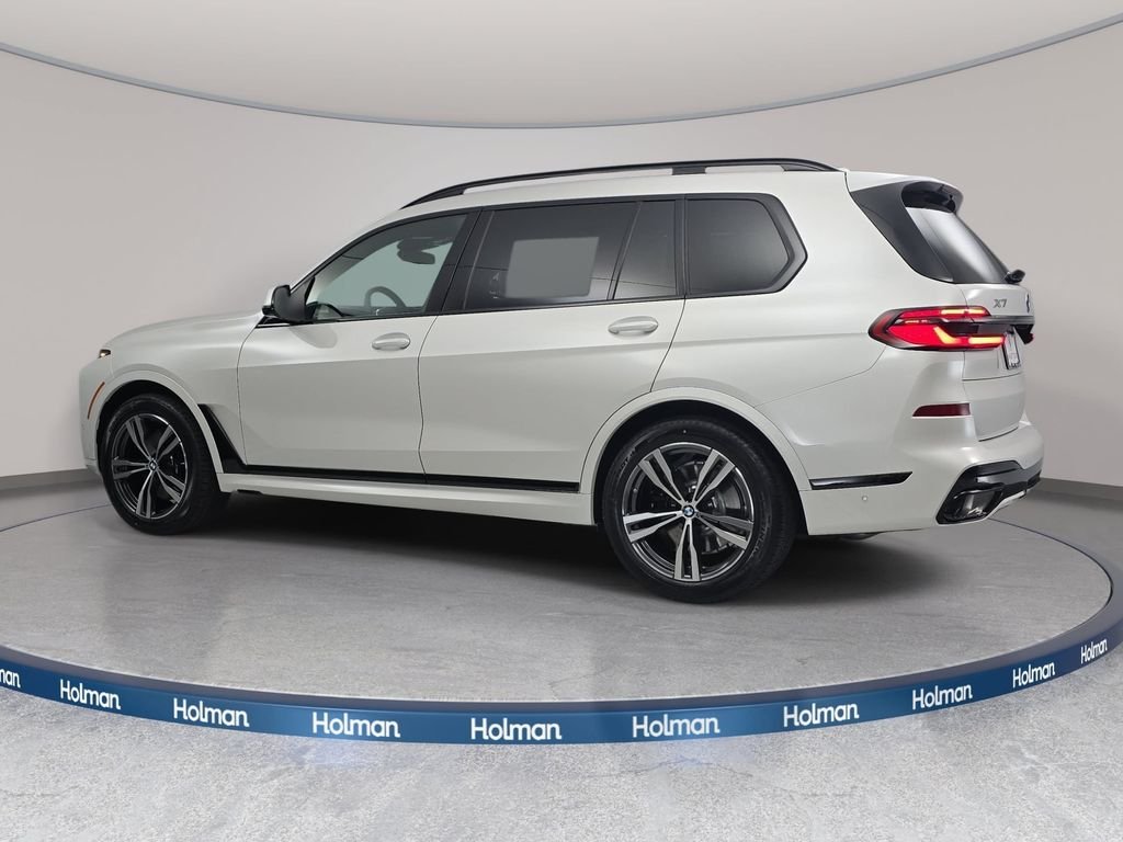 New 2027 Mineral White Metallic BMW xDrive40i image 7