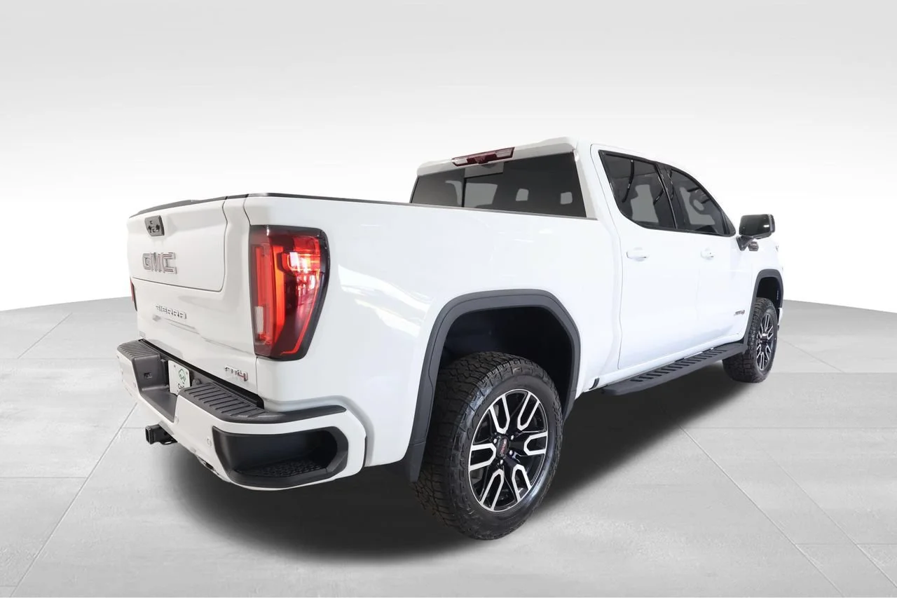 2025 GMC Sierra 1500 AT4 - Photo 4