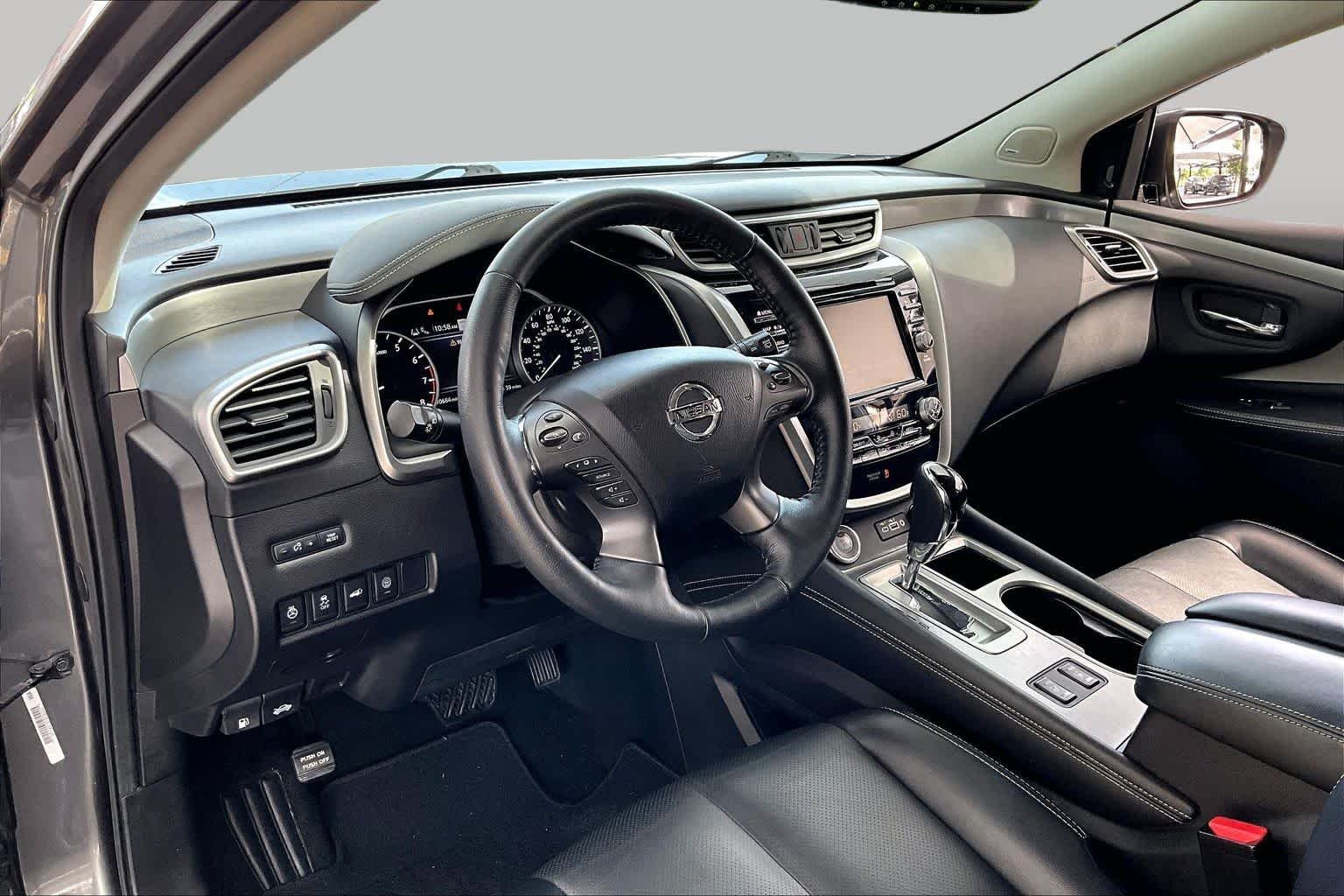 Certified Used 2020 Gun Metallic Nissan SL image 18