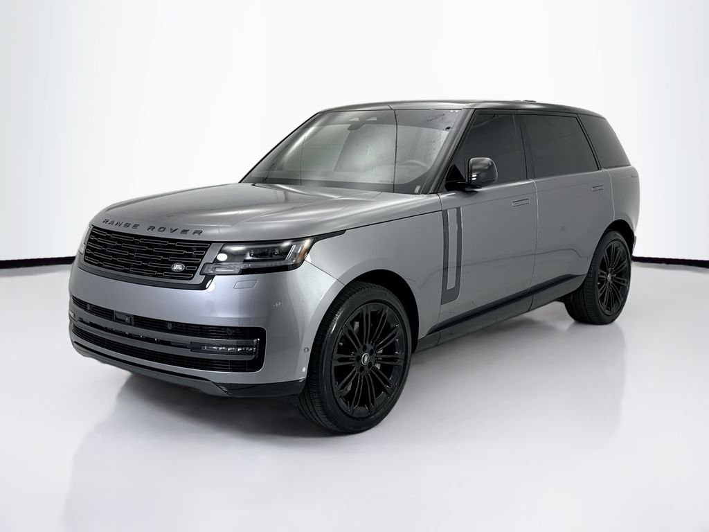 Certified Used 2025 Eiger Gray Metallic Land Rover SE image 1