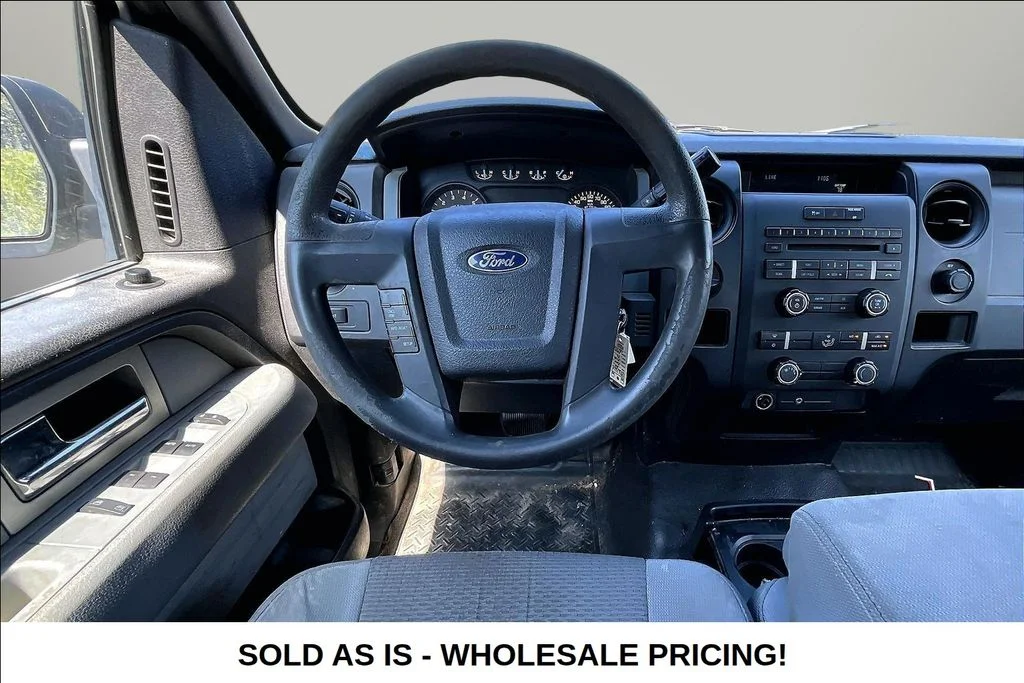 Used 2011 Silver Ford XL image 9
