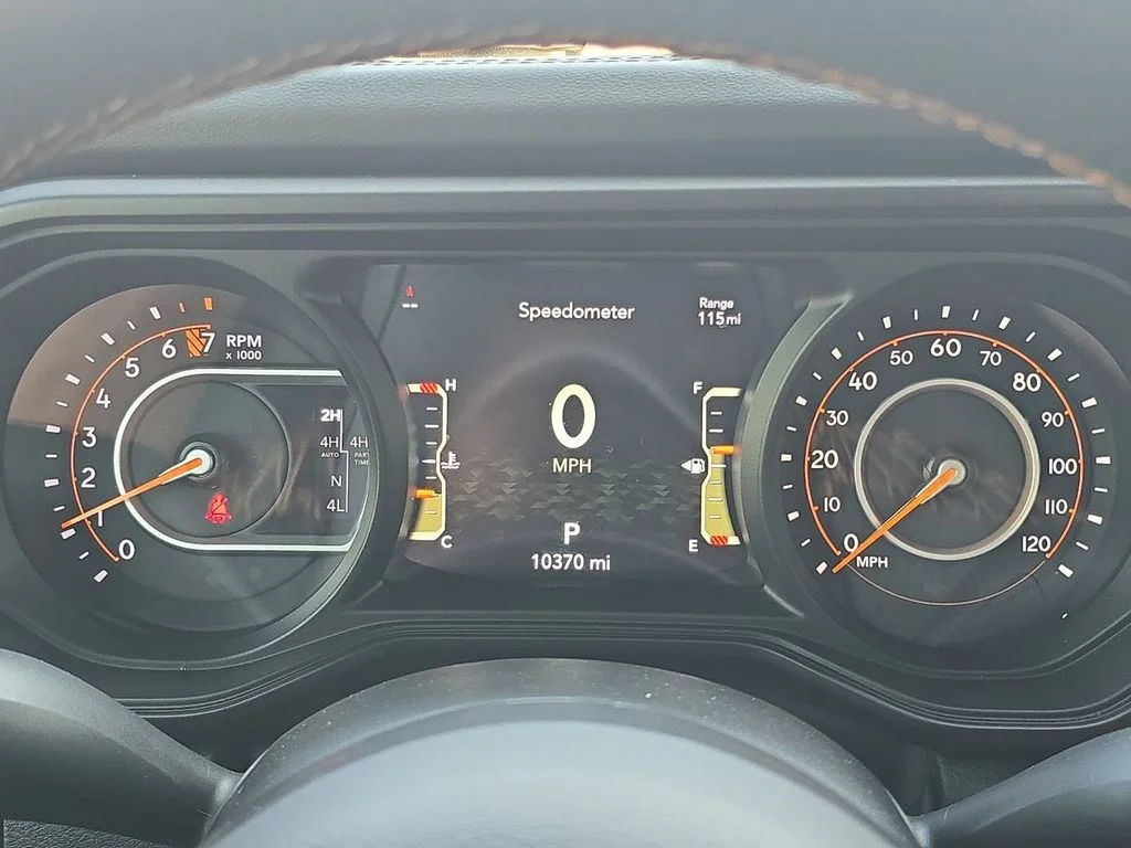 Certified Used 2024 Black Jeep Mojave image 12