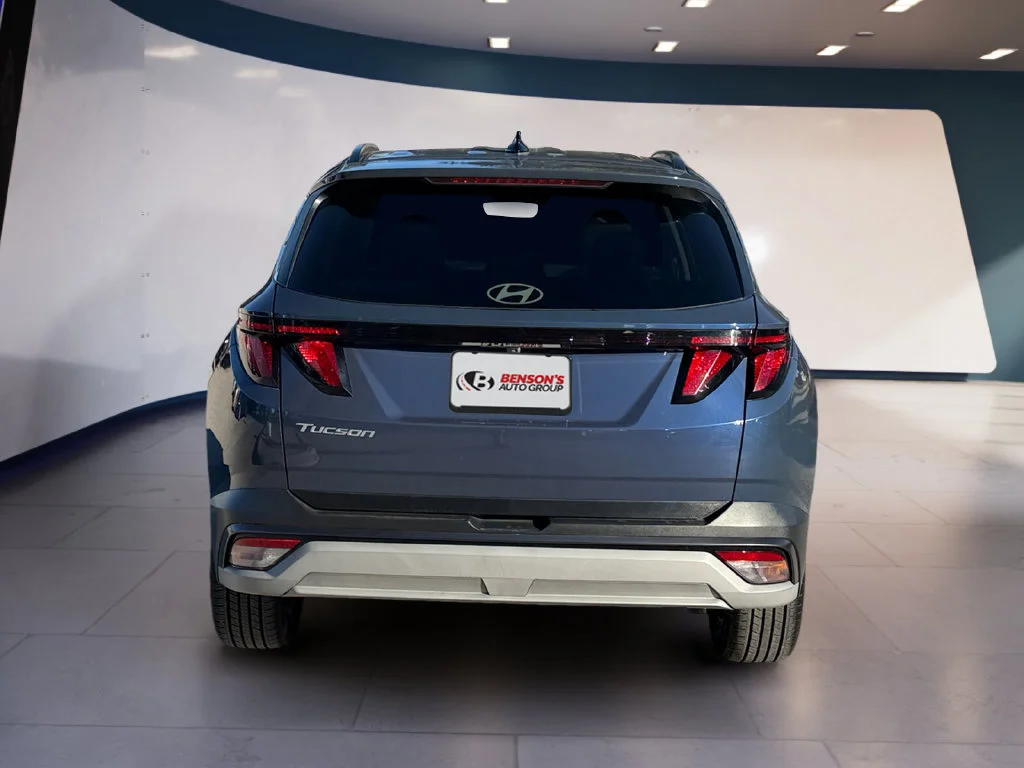 Used 2025 Blue Hyundai SEL image 4