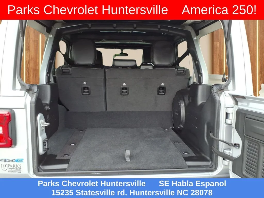 Used 2023 Silver Jeep Rubicon 20th Anniversary Edition 4xe image 31