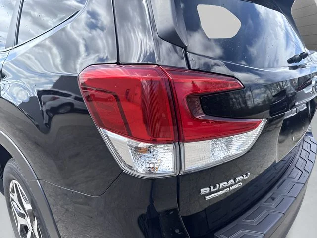 Used 2021 Black Subaru Premium image 24