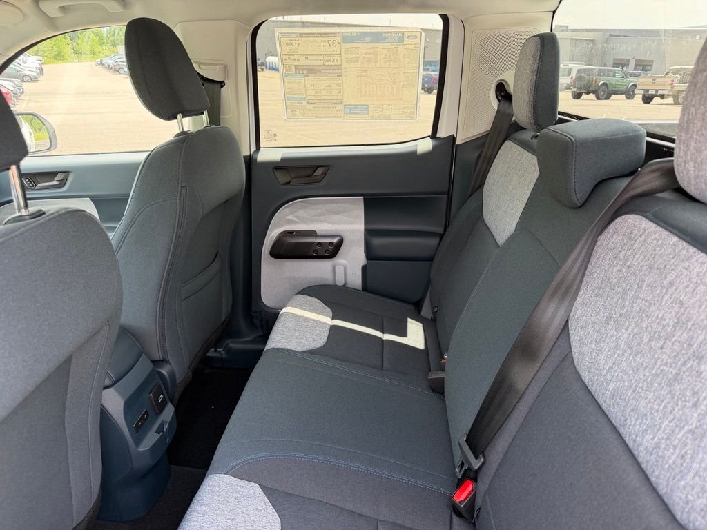 New 2026 Oxford White Ford XLT image 7