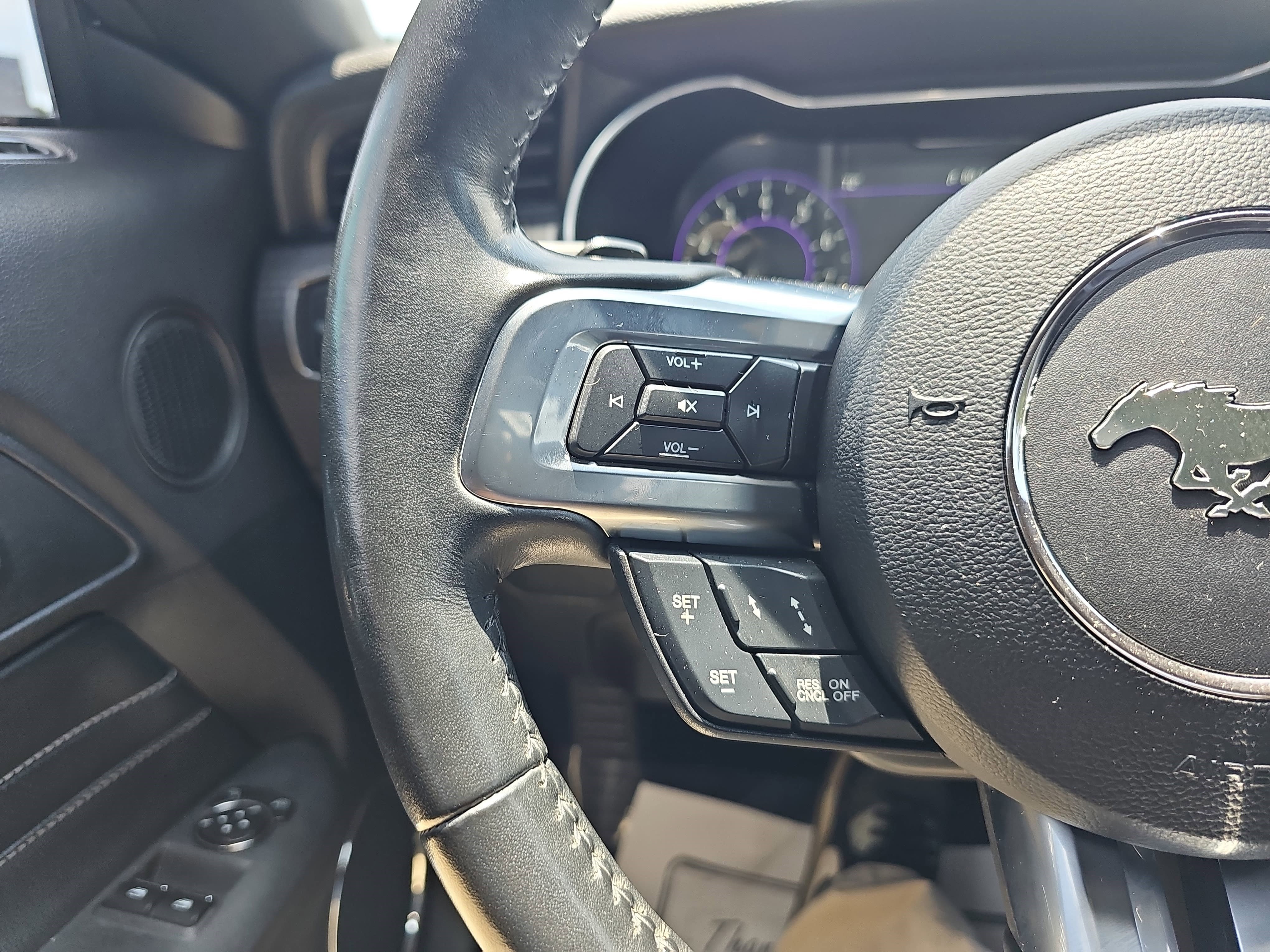 Used 2020 Magnetic Ford GT Premium image 13