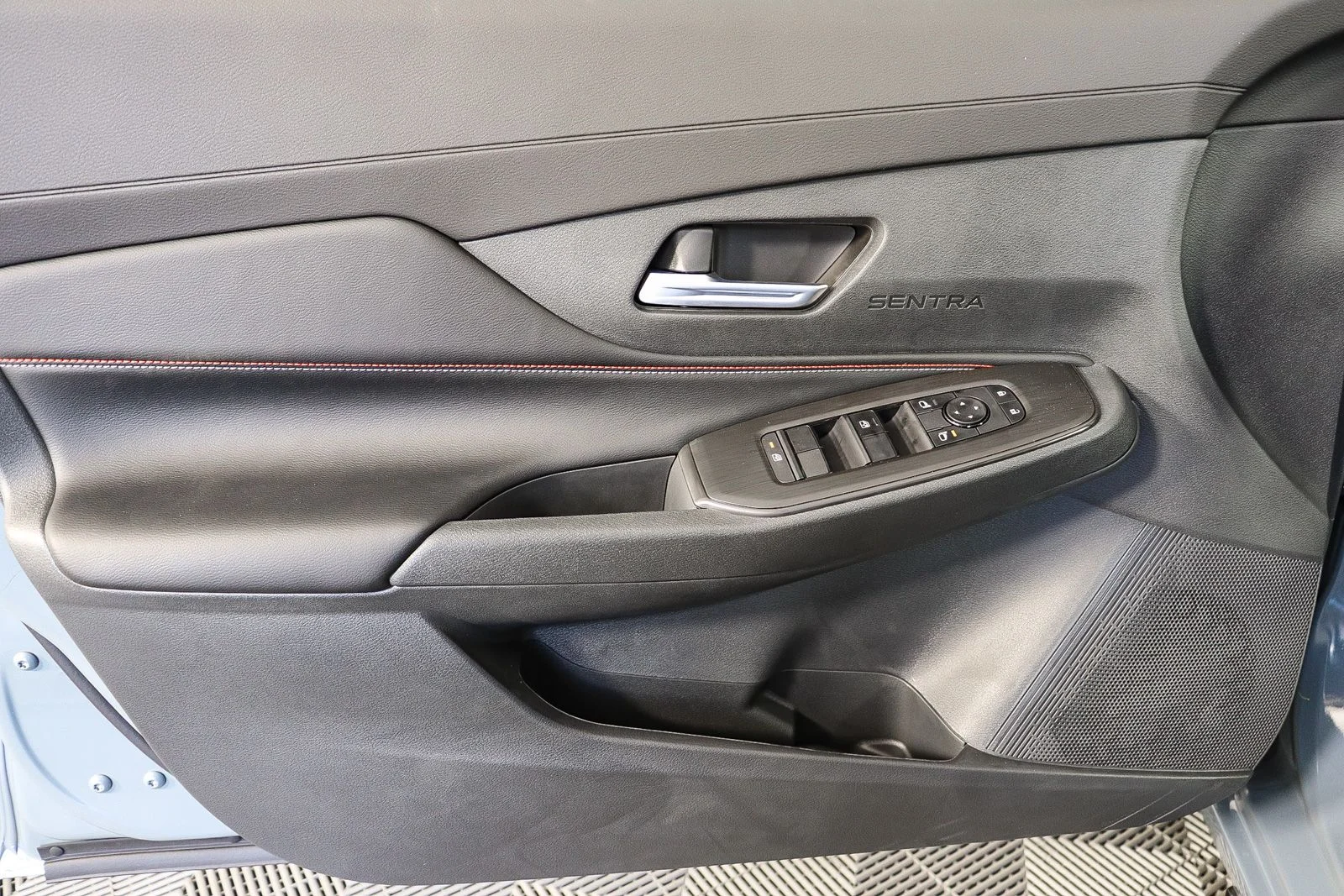 New 2026 Atlantic Gray Metallic Nissan SR image 20