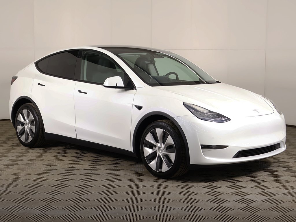 Used 2021 Tesla Model Y Long Range with VIN 5YJYGDEE3MF101017 for sale in Streetsboro, OH