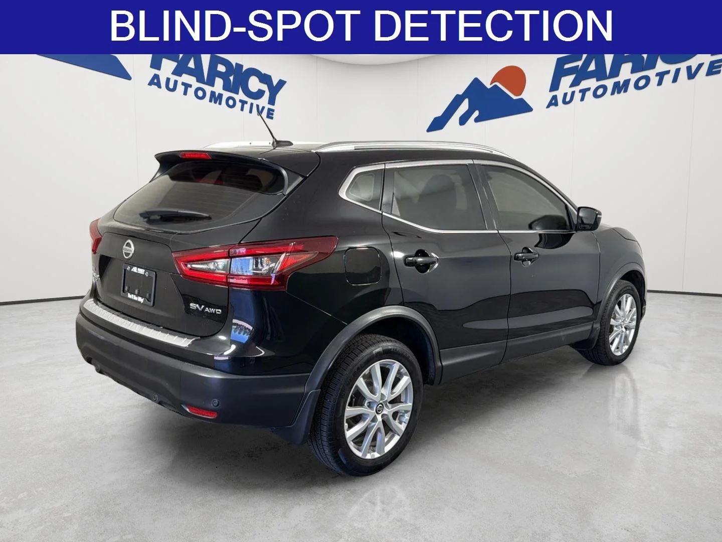 Used 2022 Magnetic Black Pearl Nissan SV image 5