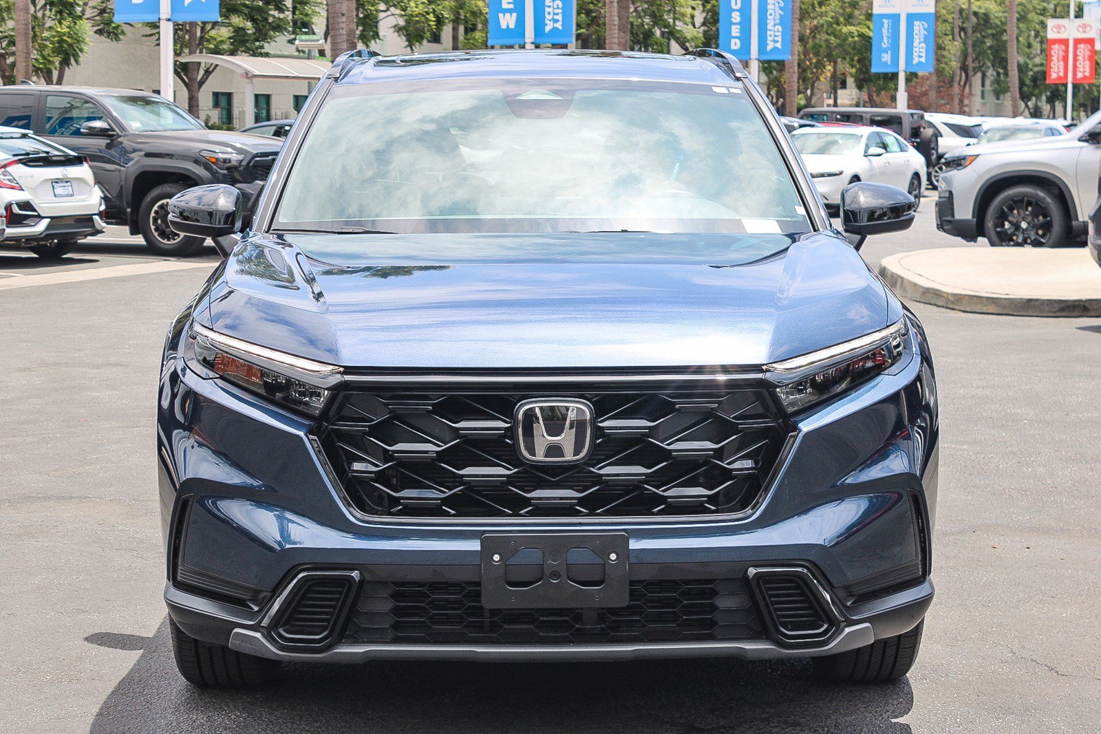 Certified Used 2025 Canyon River Blue Metallic Honda Sport image 2