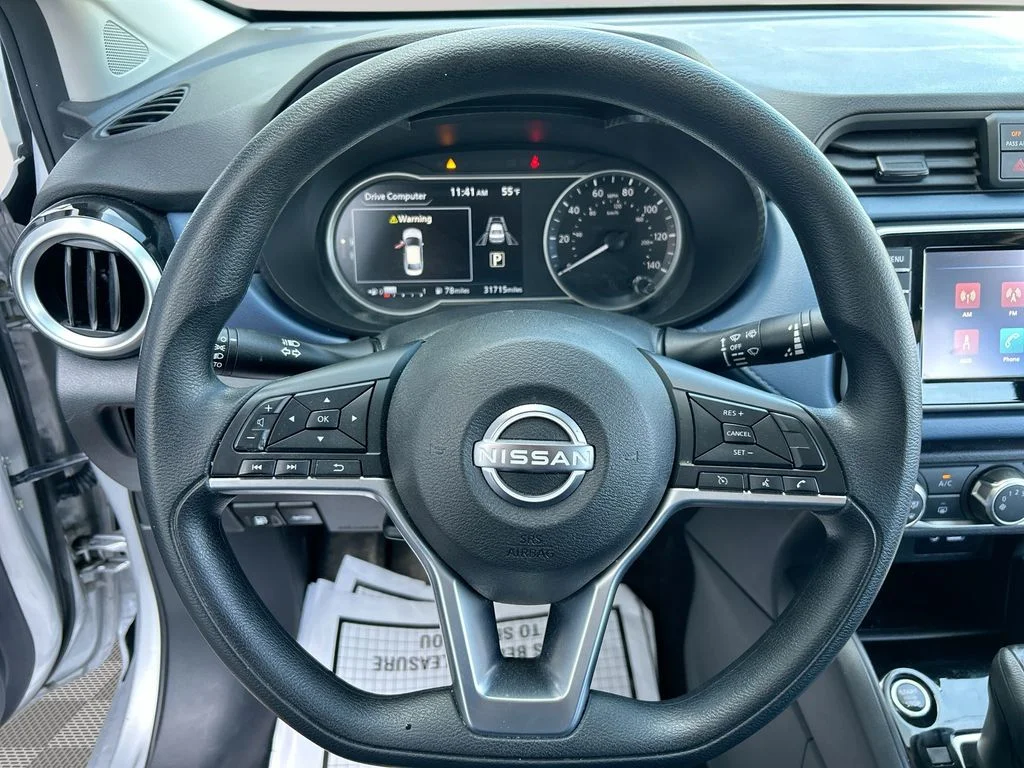 Used 2025 Silver Nissan 1.6 SV image 28