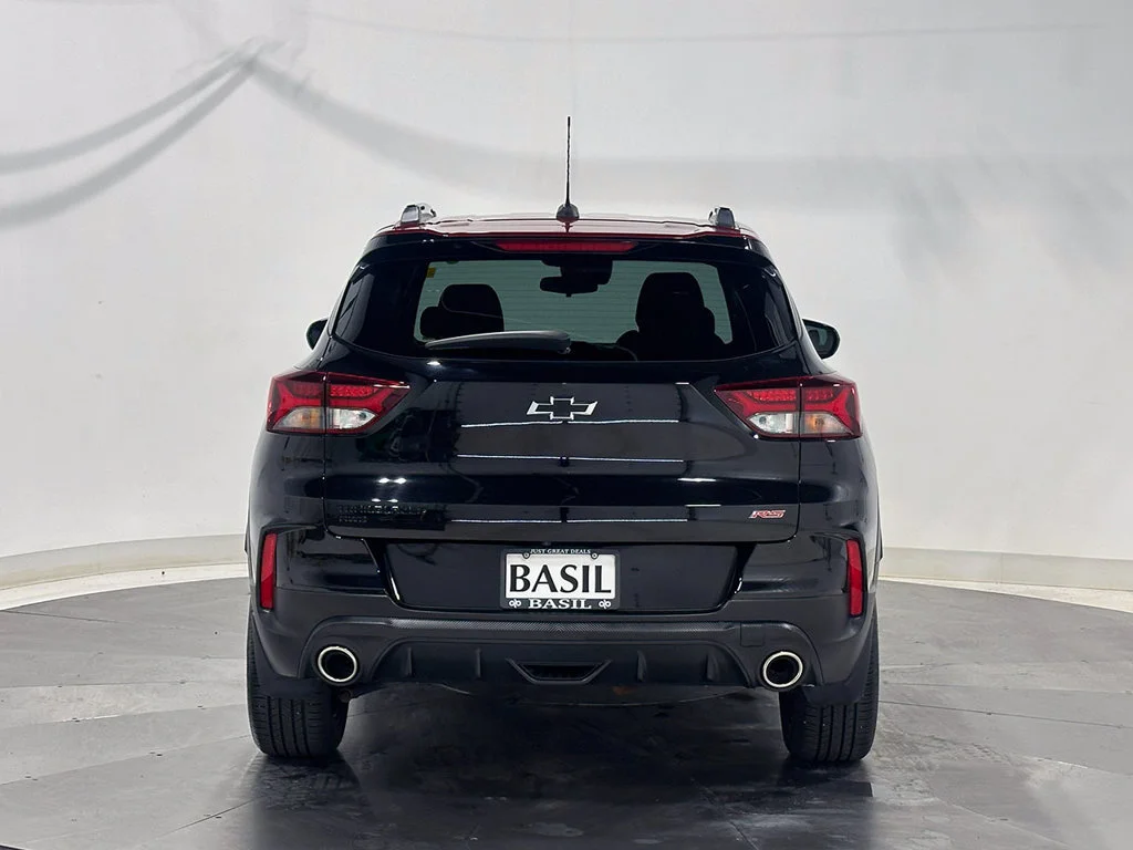 Used 2021 MOSAIC BLACK METALLIC Chevrolet RS image 12
