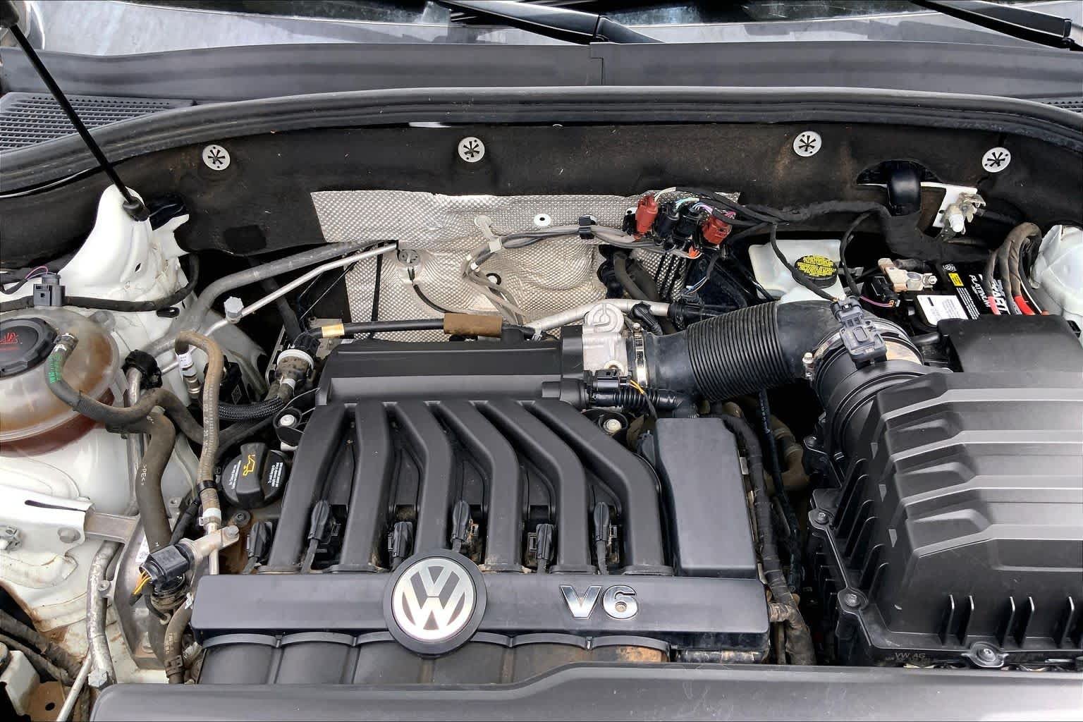 Used 2021 Pure White Volkswagen 3.6L V6 SEL Premium R-Line image 68