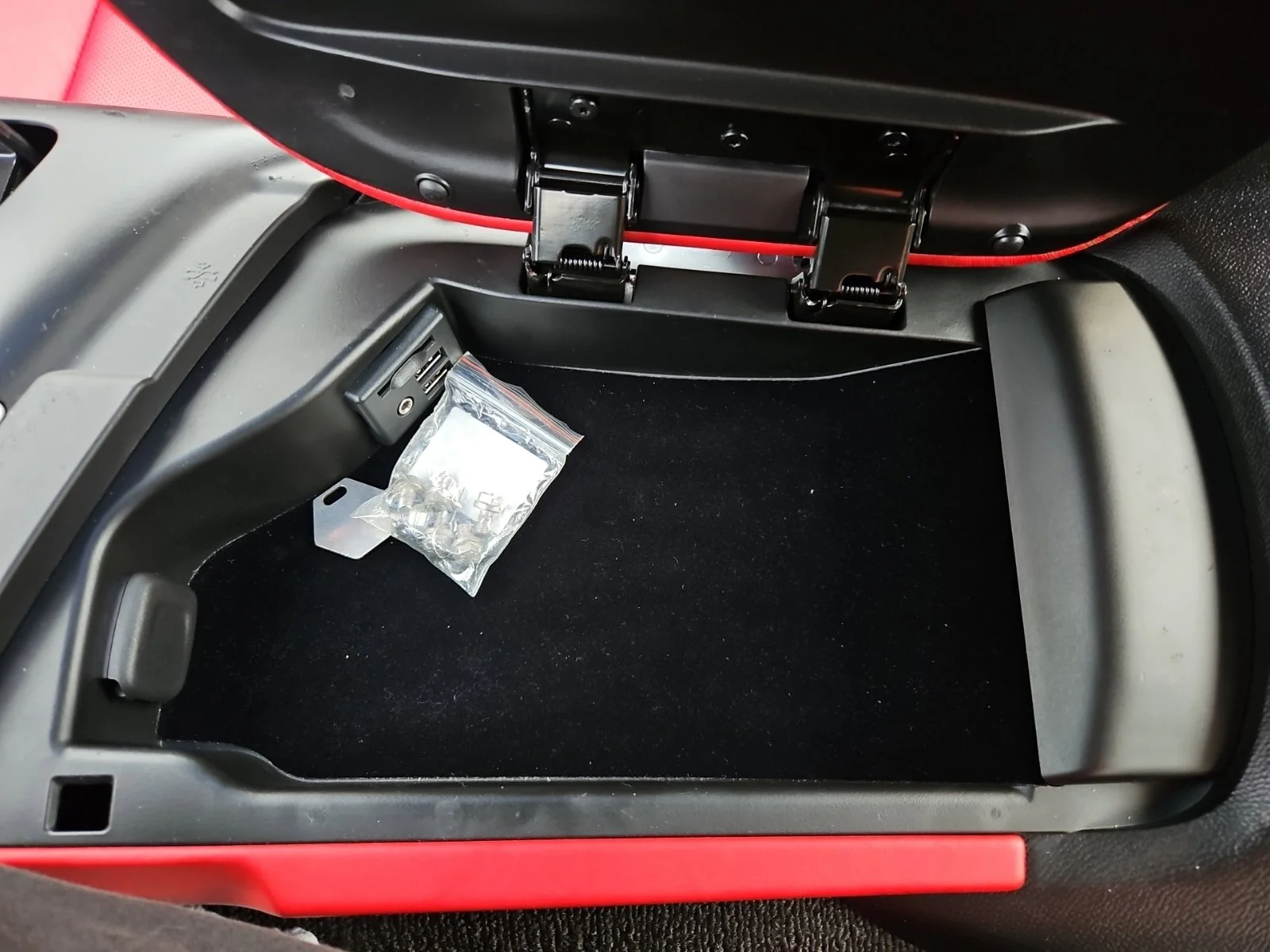 Used 2014 Silver Chevrolet 3LT image 32