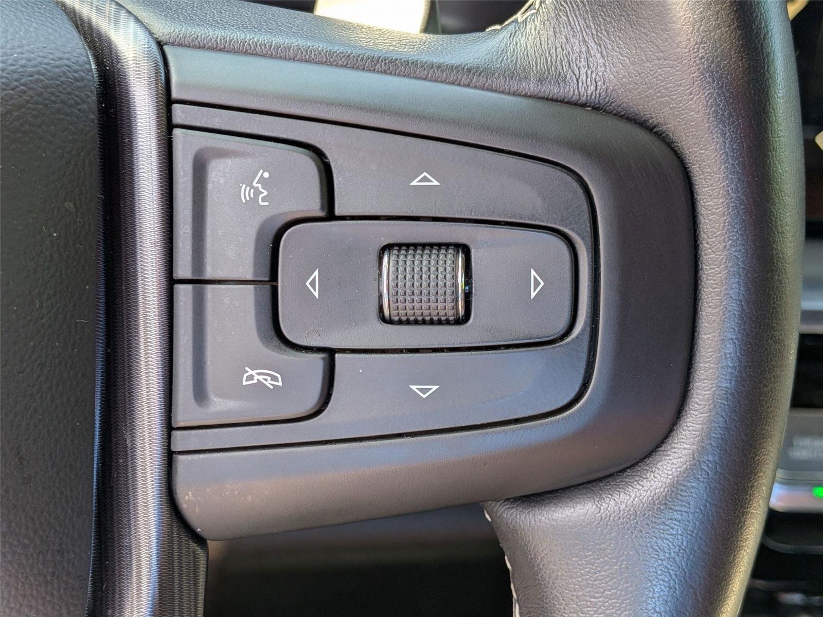 Used 2025 Downpour Metallic GMC Denali Ultimate image 21