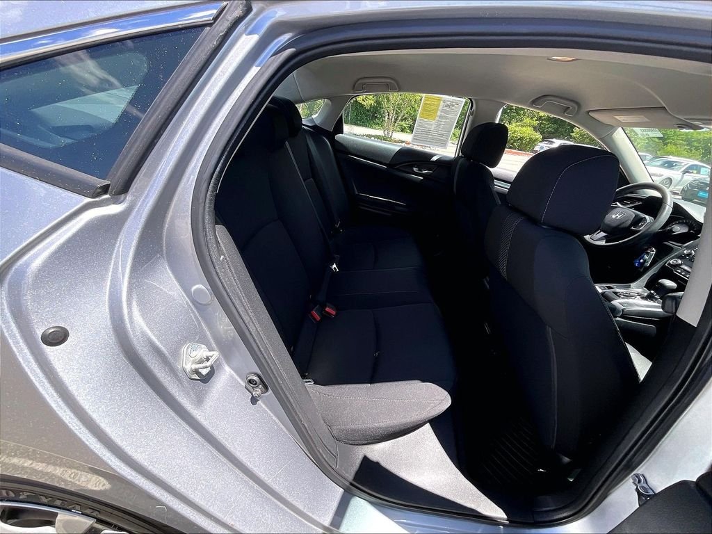 Used 2018 Silver Honda LX image 16