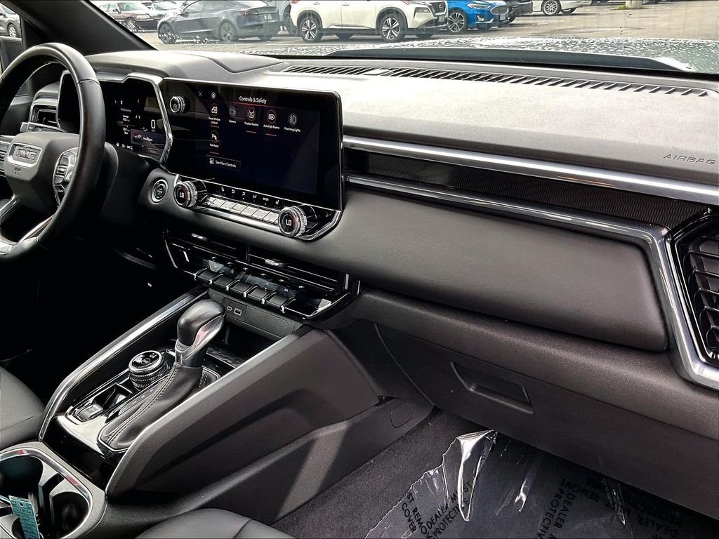 Used 2024 Gray GMC Elevation image 14