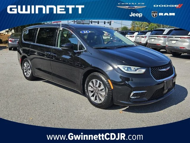 2024 Chrysler Pacifica PHEV