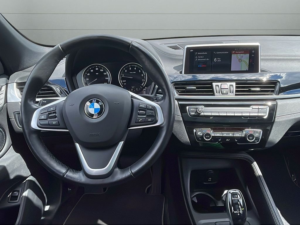 Used 2022 Black BMW xDrive28i image 36