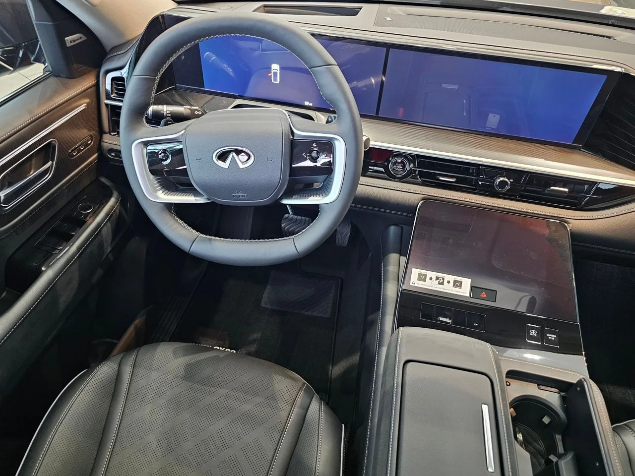 New 2026 ANTHRACITE GRAY INFINITI Luxe 4WD image 22