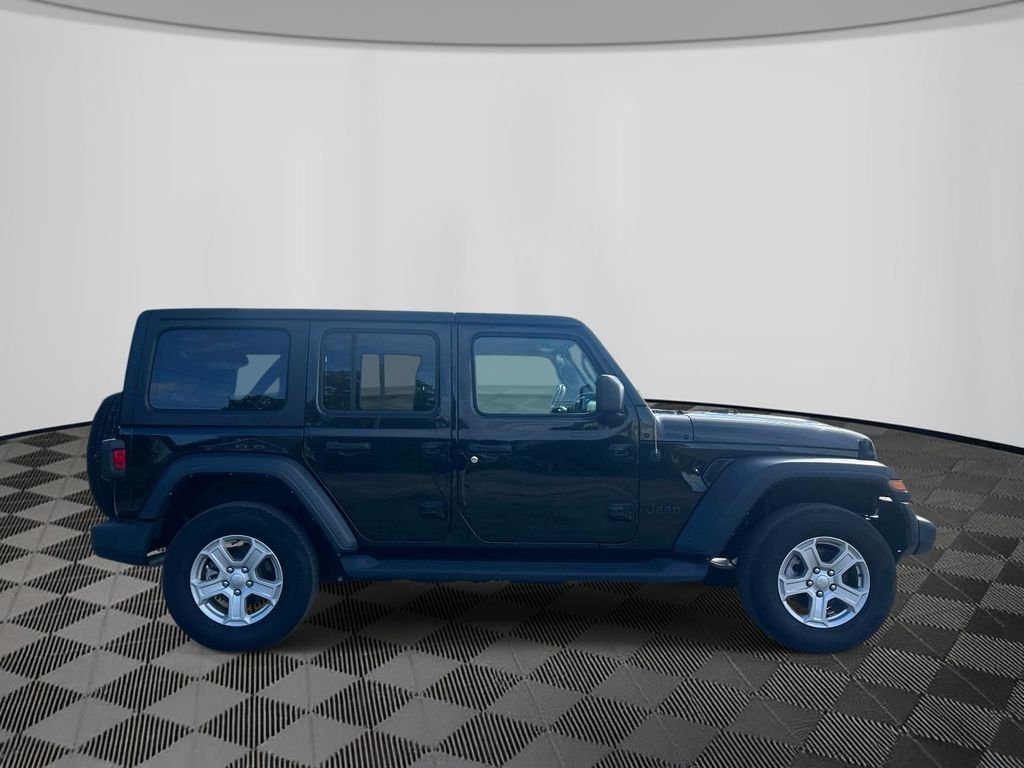 Used 2022 Black Jeep Unlimited Sport S image 6