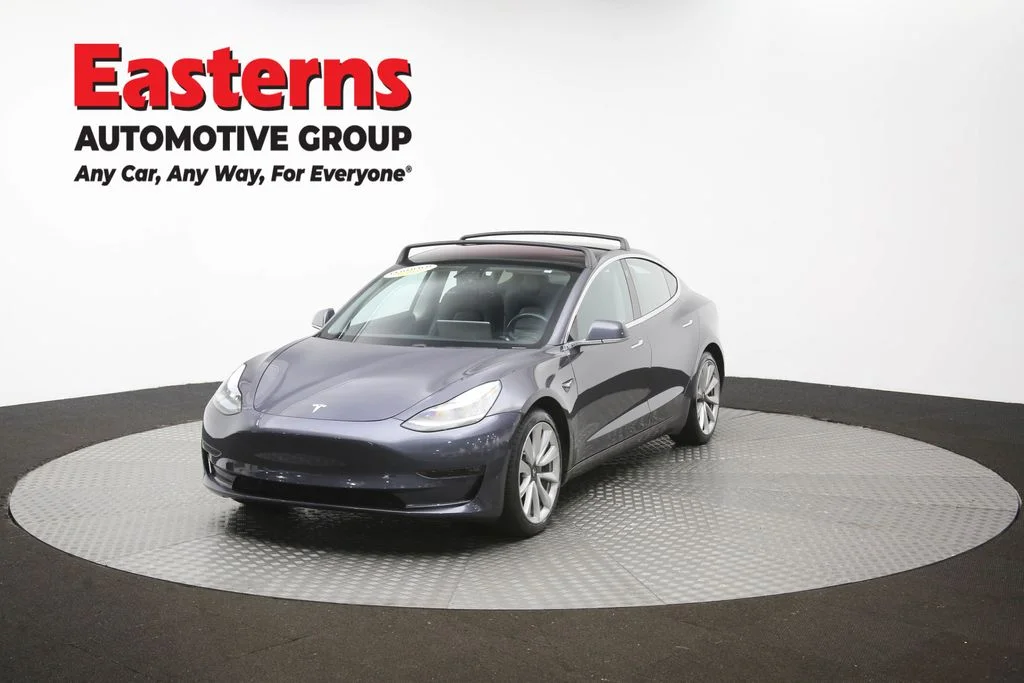 Used 2018 Gray Tesla Long Range image 48