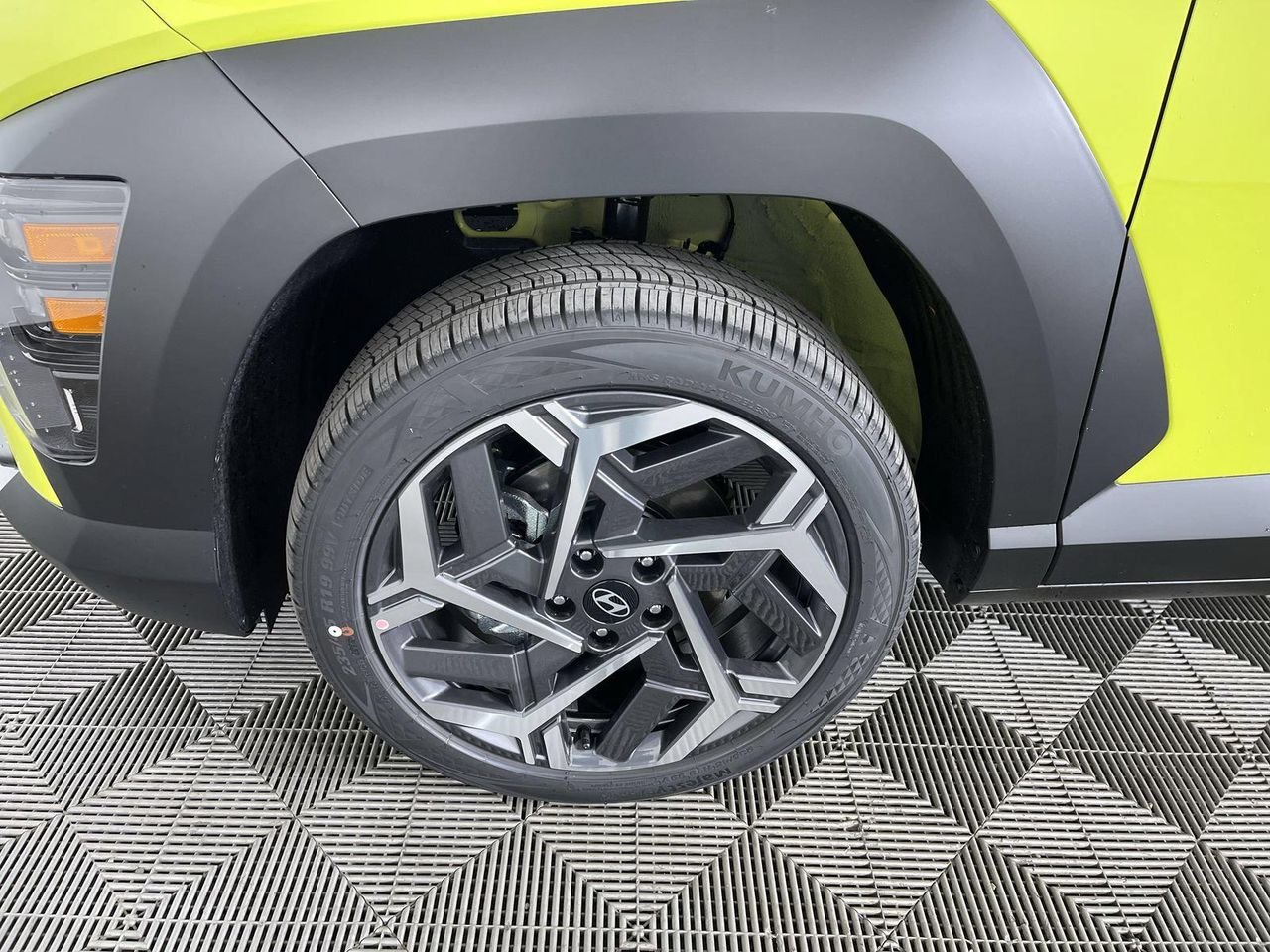 New 2026 Neoteric Yellow Hyundai SEL Premium AWD image 17