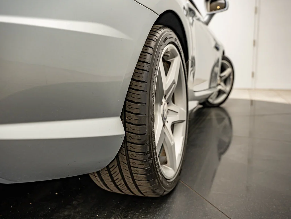 Used 2013 Silver Mercedes-Benz SLK 250 image 49