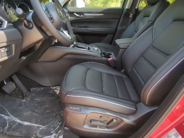 2025 Mazda CX-5 S Preferred package - Photo 9