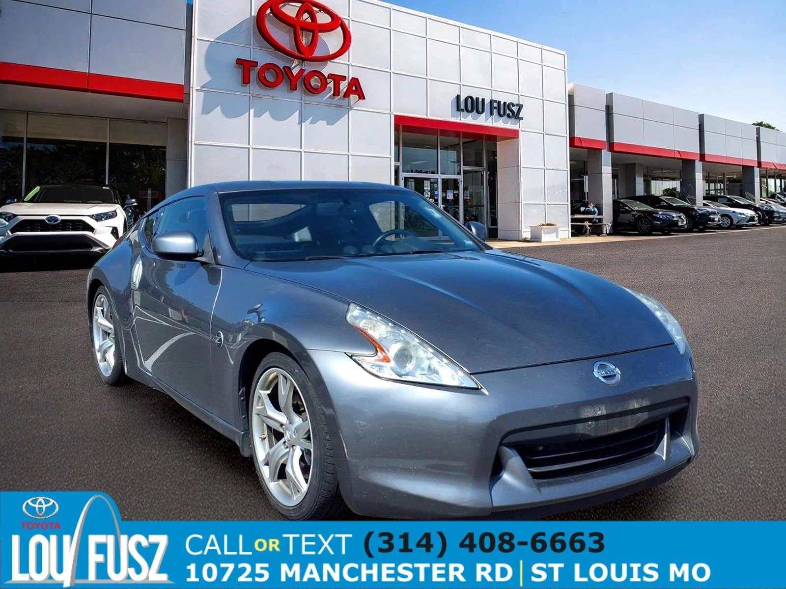 2011 Nissan 370Z Coupe Touring 7AT's photo