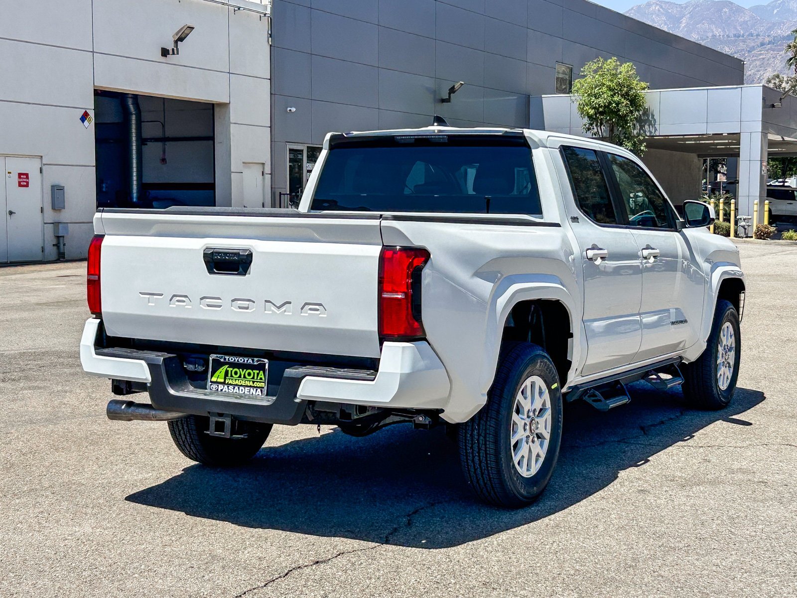 New 2026 Ice Cap Toyota SR5 image 6