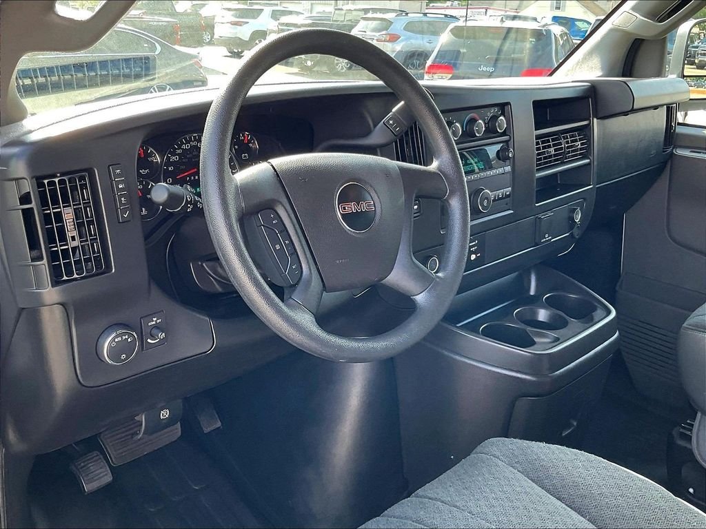 Used 2025 White GMC Work Van image 8