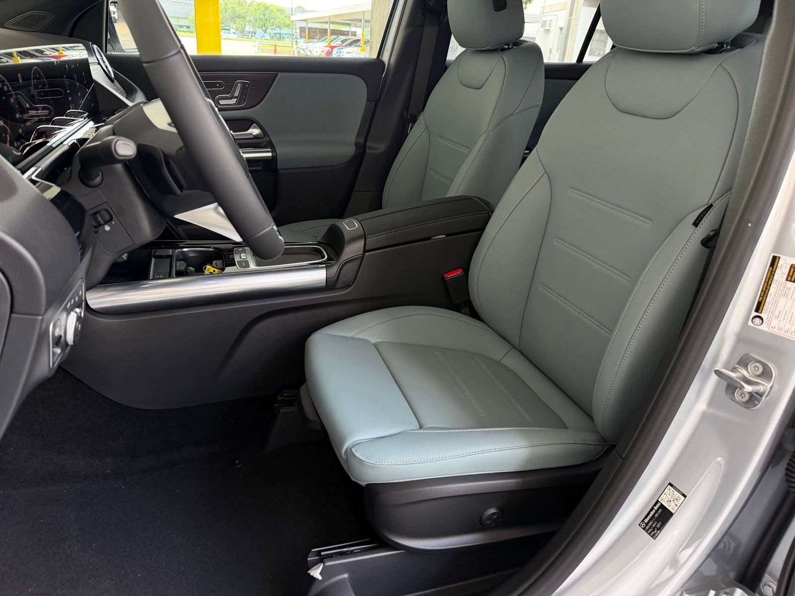 New 2026 Cirrus Silver Metallic Mercedes-Benz GLA 250 image 34