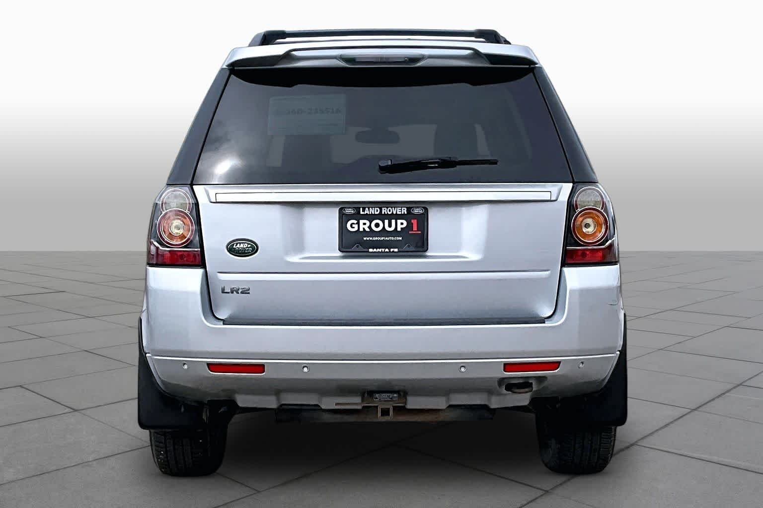 Used 2014 Indus Silver Land Rover  image 4