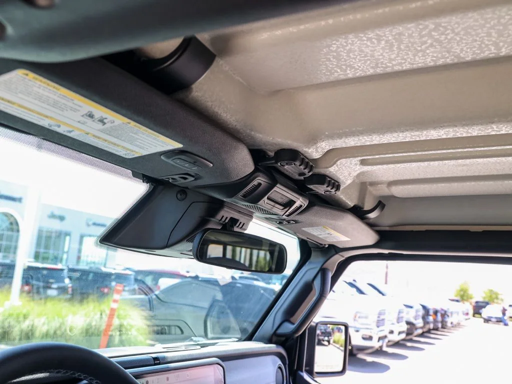 New 2026 Black Clear-Coat Exterior Paint Jeep Sport S image 18