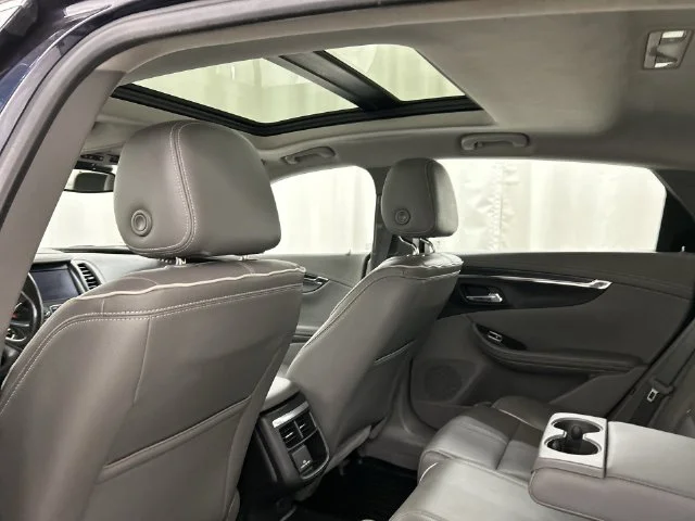Used 2018 Blue Chevrolet Premier image 27