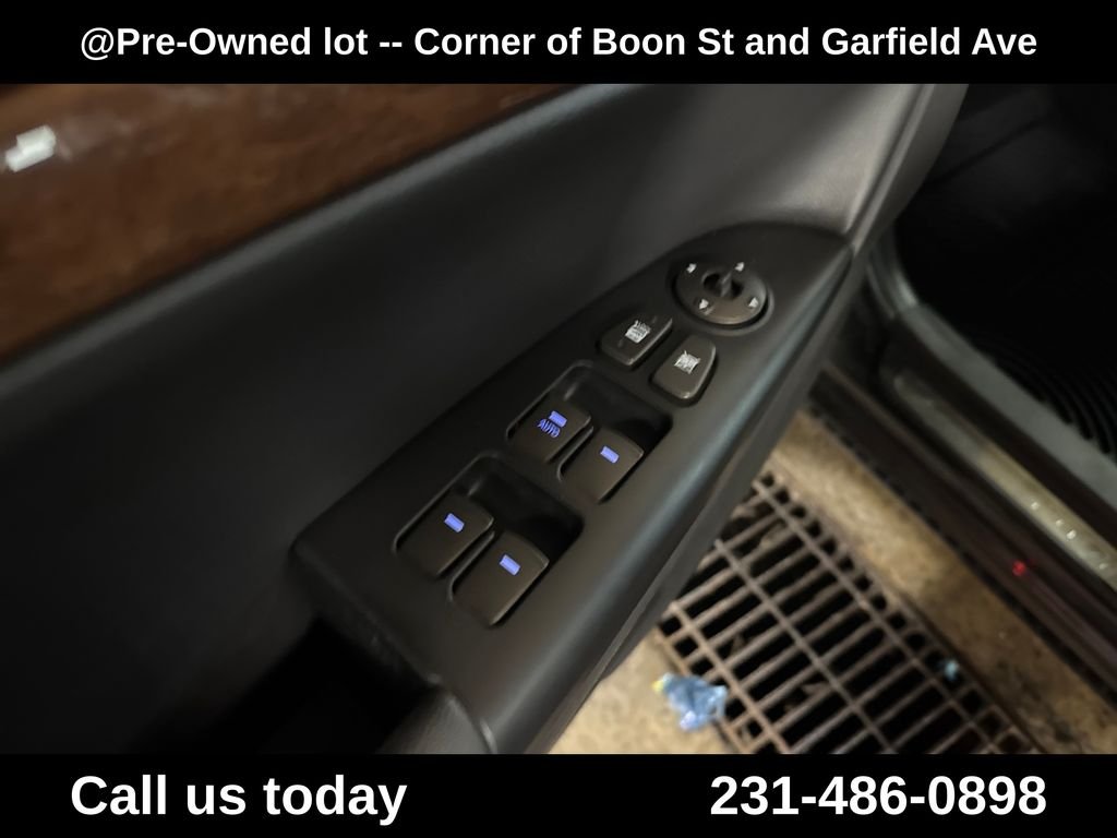 Used 2010 Brown Hyundai Limited image 16