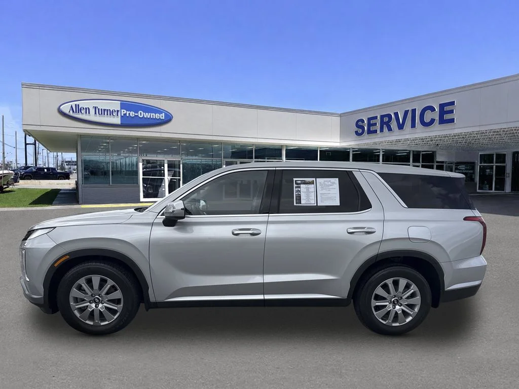 Used 2023 Typhoon Silver Hyundai SE image 5
