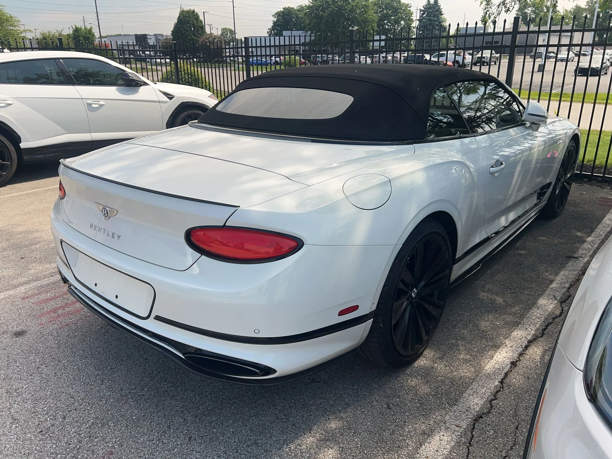 Used 2022 White Bentley Speed image 4